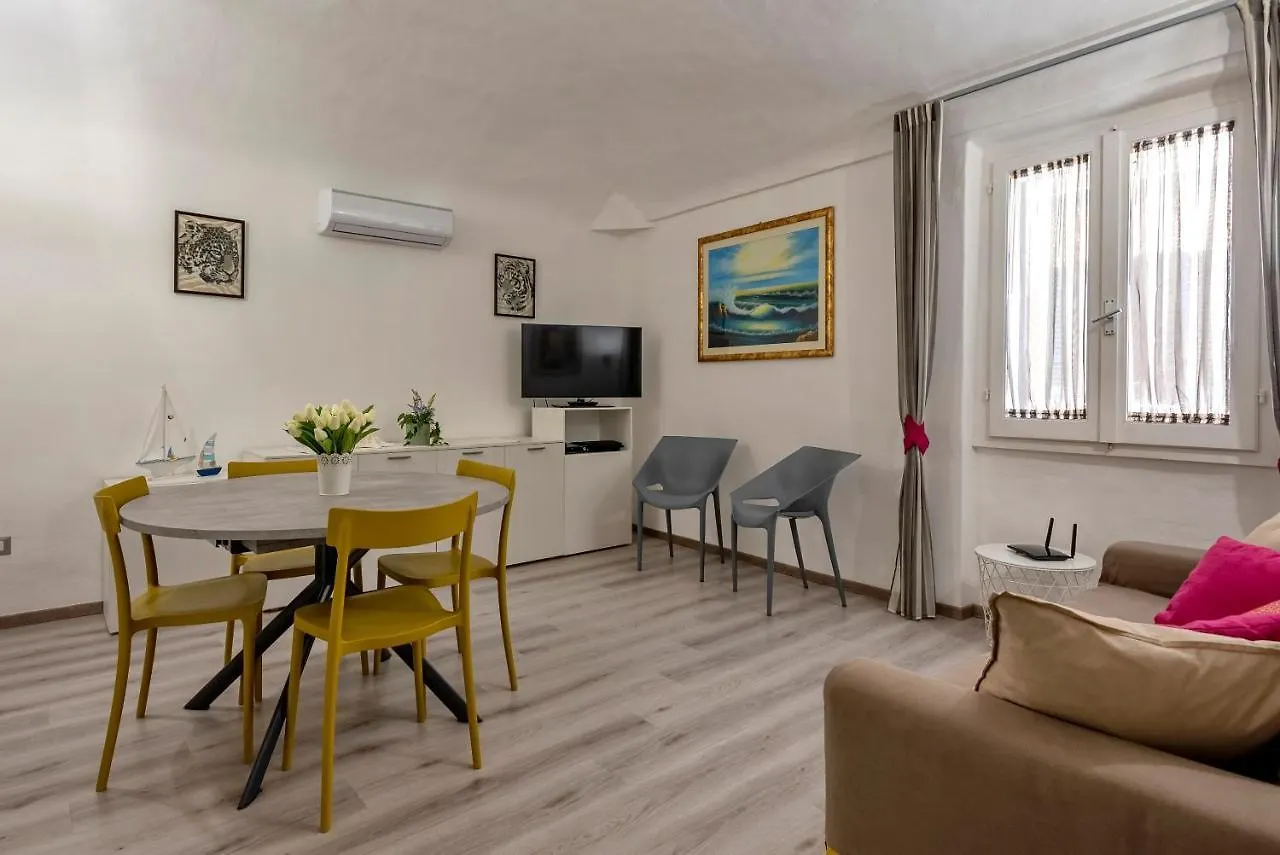 Machin 57 - Magnolia Holidays Alghero